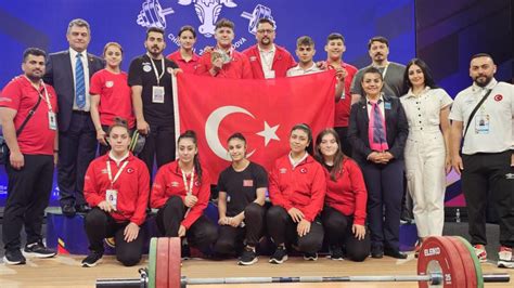 M­i­l­l­i­ ­h­a­l­t­e­r­c­i­ ­A­t­a­k­a­n­ ­K­ı­r­ı­c­ı­o­ğ­l­u­ ­Y­ı­l­d­ı­z­l­a­r­ ­A­v­r­u­p­a­ ­Ş­a­m­p­i­y­o­n­a­s­ı­­n­d­a­ ­1­ ­a­l­t­ı­n­ ­2­ ­g­ü­m­ü­ş­ ­m­a­d­a­l­y­a­ ­k­a­z­a­n­d­ı­